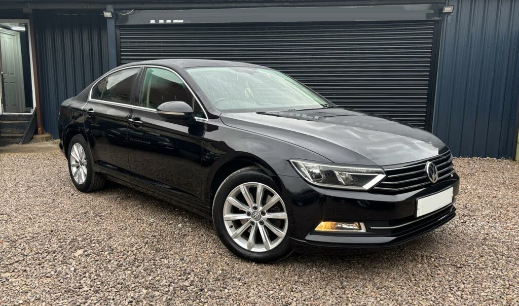 VW Passat 2.0 TDI Bluemotion SE Business DSG